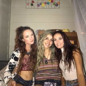 Meet your Posher, Emma